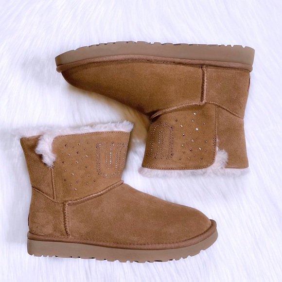 UGG Women’s Classic UGG Gem Mini Chestnut Suede Boots - Picture 8 of 10